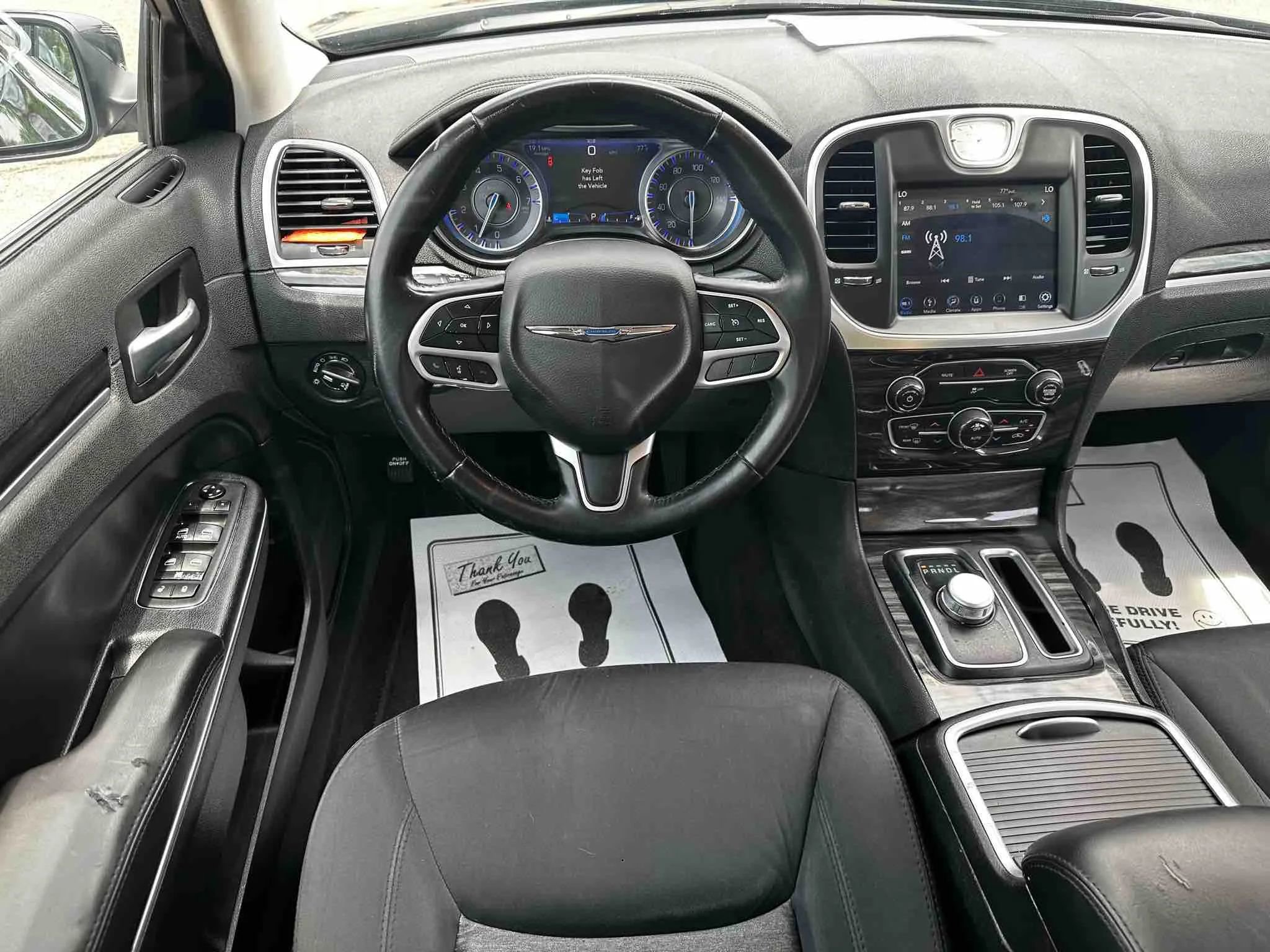 Used 2018 Chrysler 300 Touring w/ Driver Convenience Group image 63