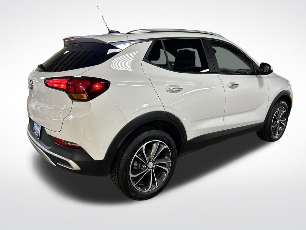 Certified 2023 Buick Encore GX Select w/ Safety Package II image 5