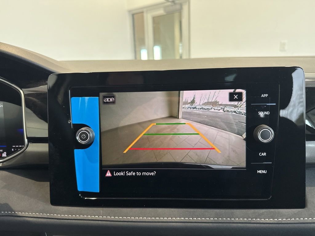 New 2026 Volkswagen Taos SE image 21