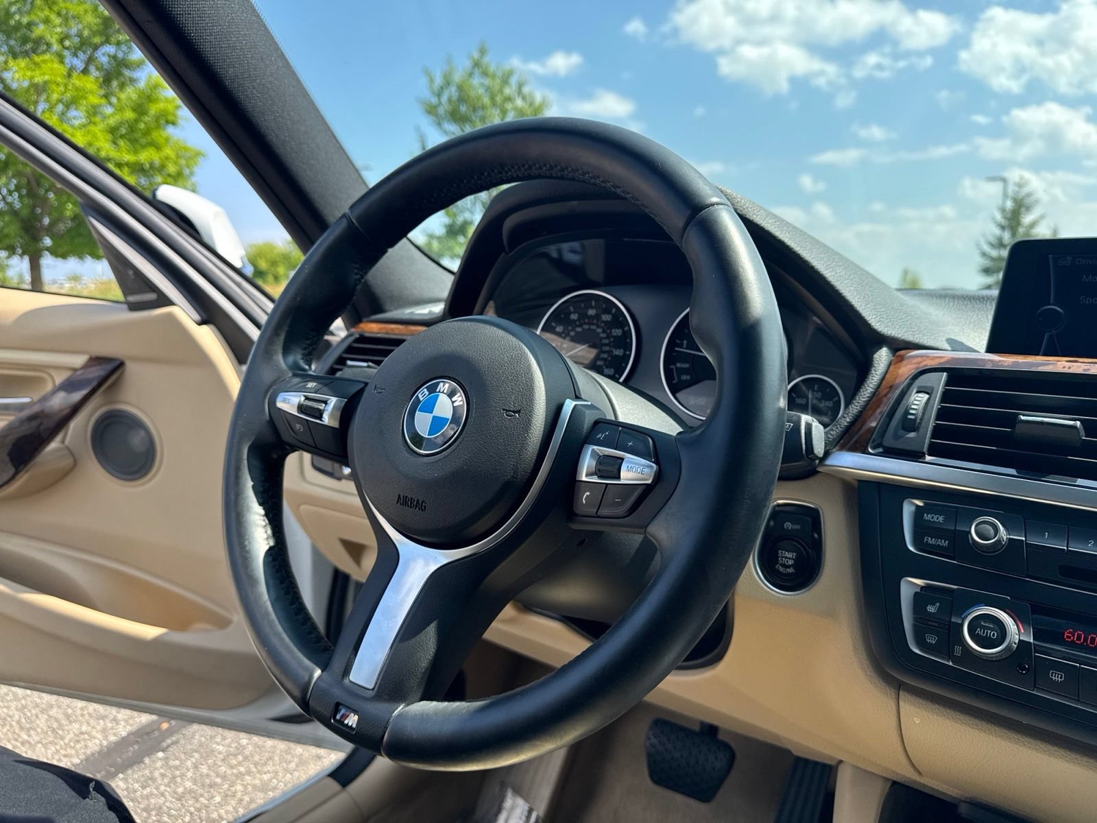 Used 2013 BMW 335i xDrive Sedan AWD/4WD image 20