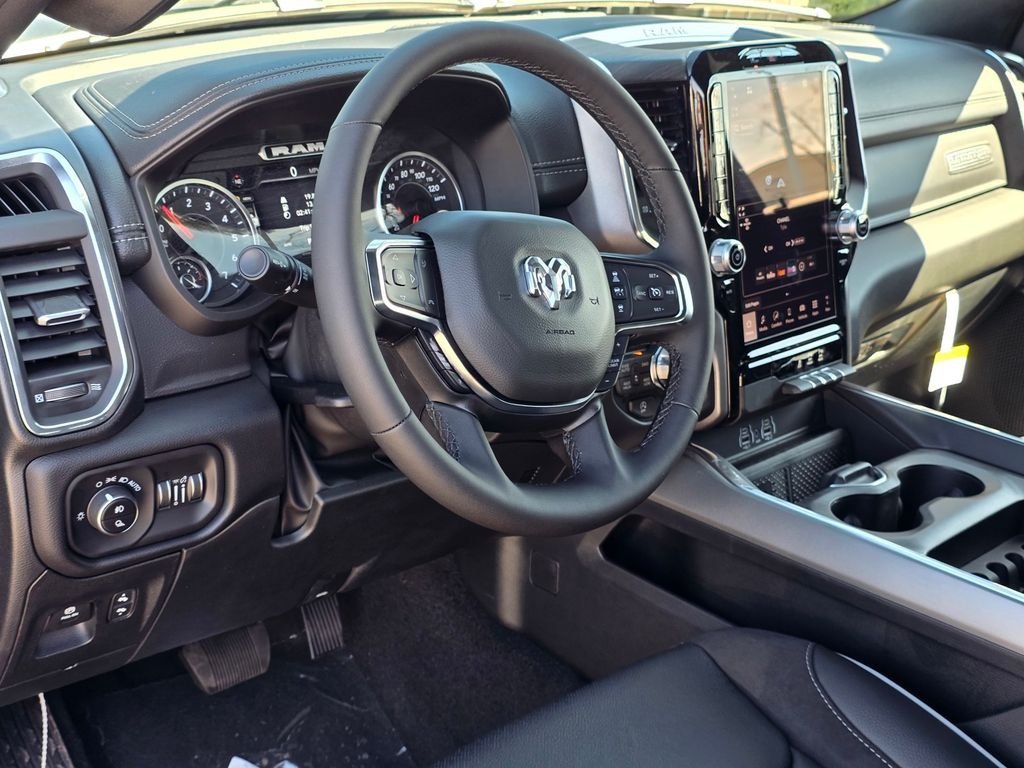 New 2026 RAM 1500 Laramie AWD/4WD image 4