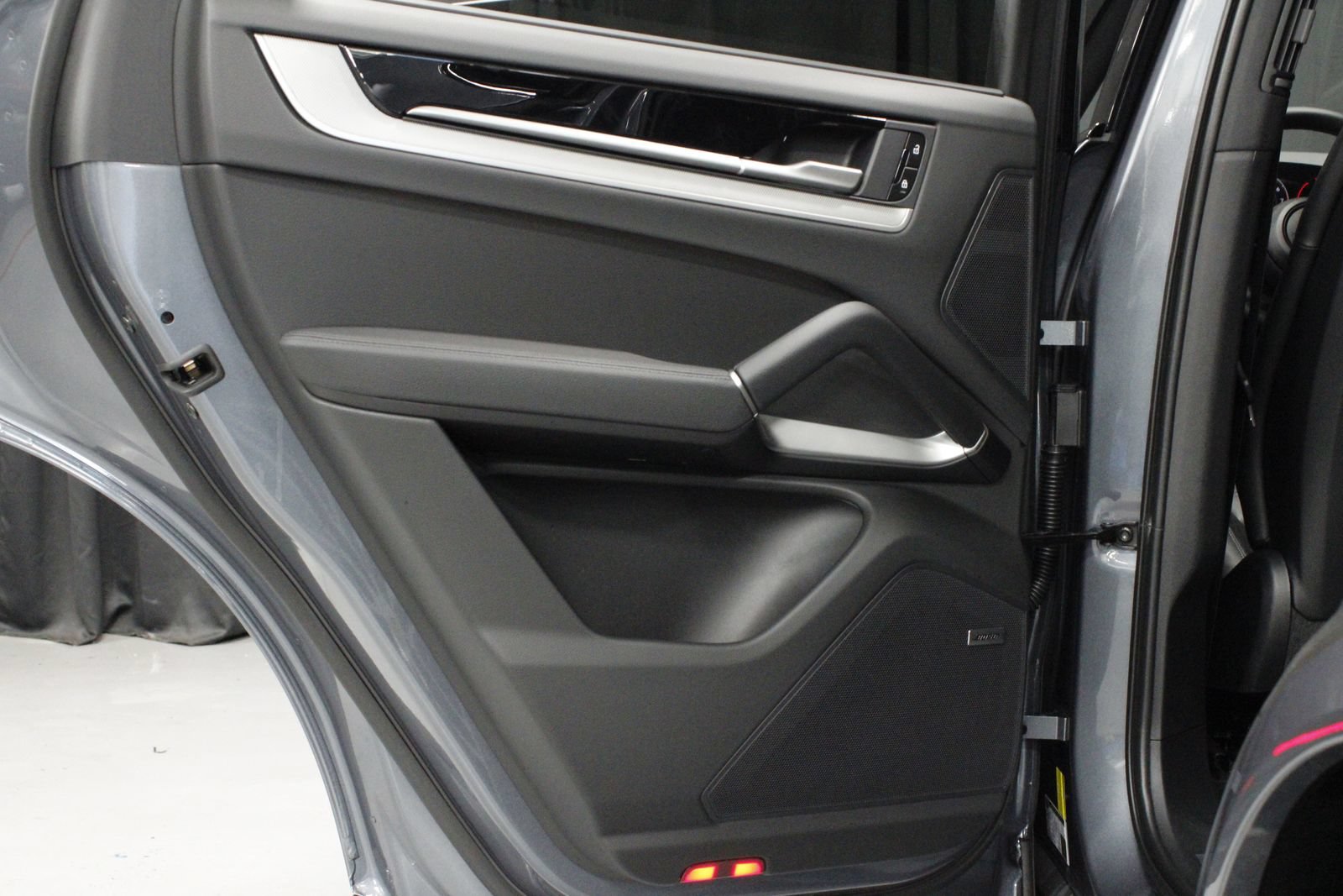 New 2026 Porsche Cayenne Coupe AWD/4WD image 15