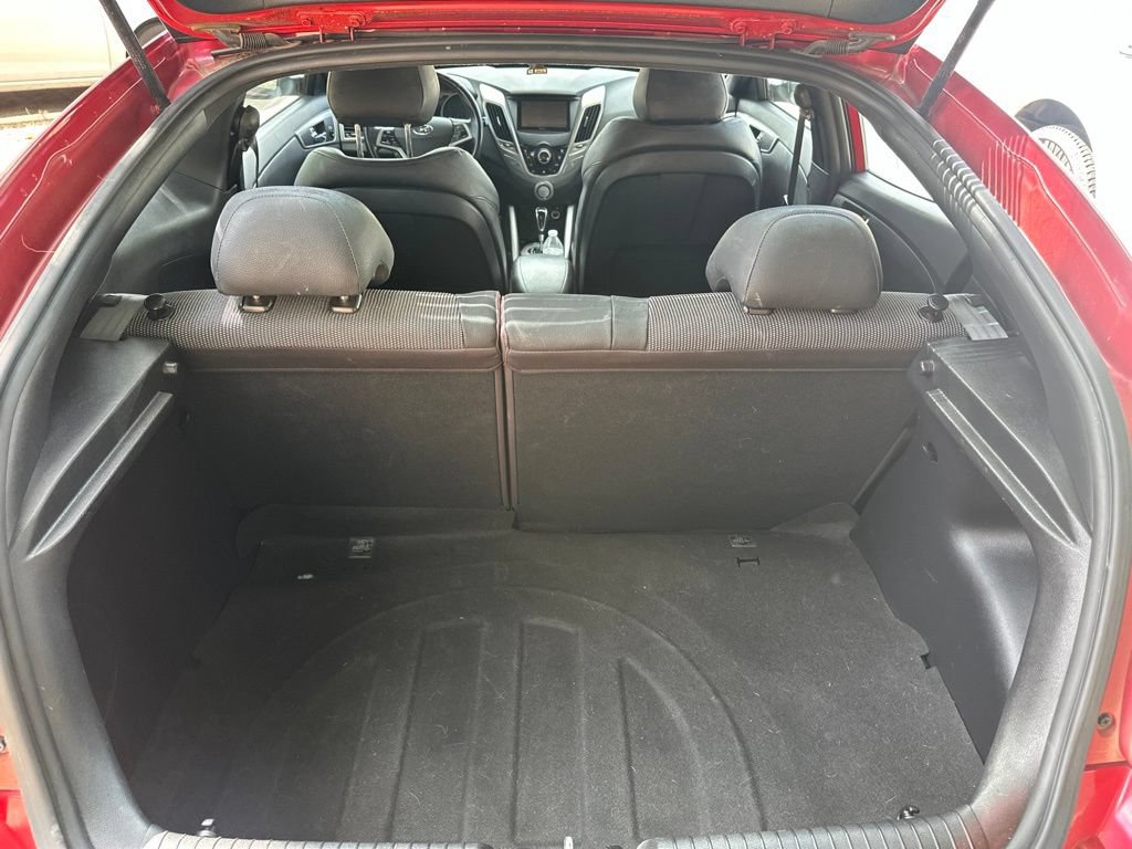 Used 2016 Hyundai Veloster w/ Option Group 02 FWD image 13