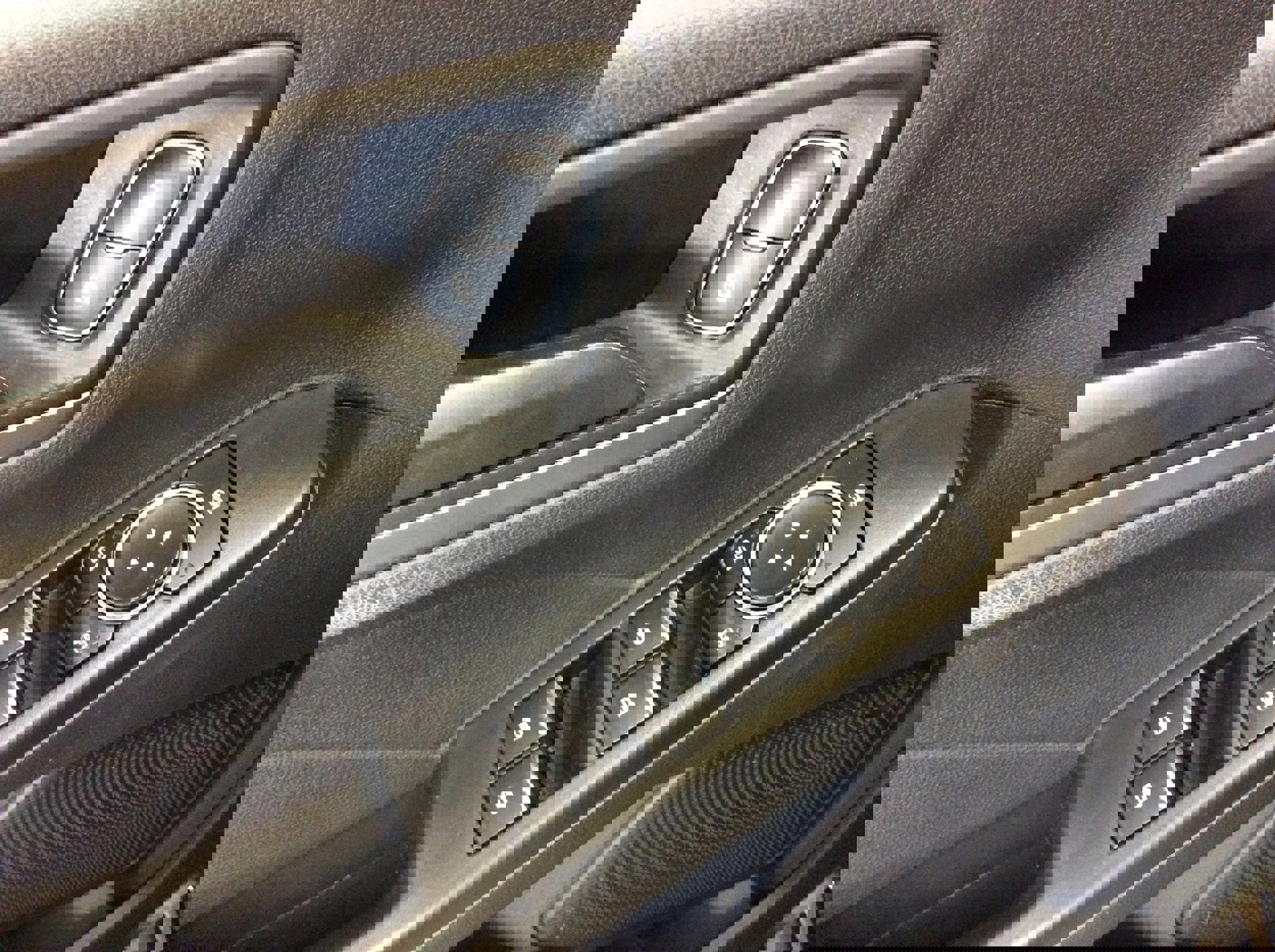 Used 2023 Ford Escape AWD image 13