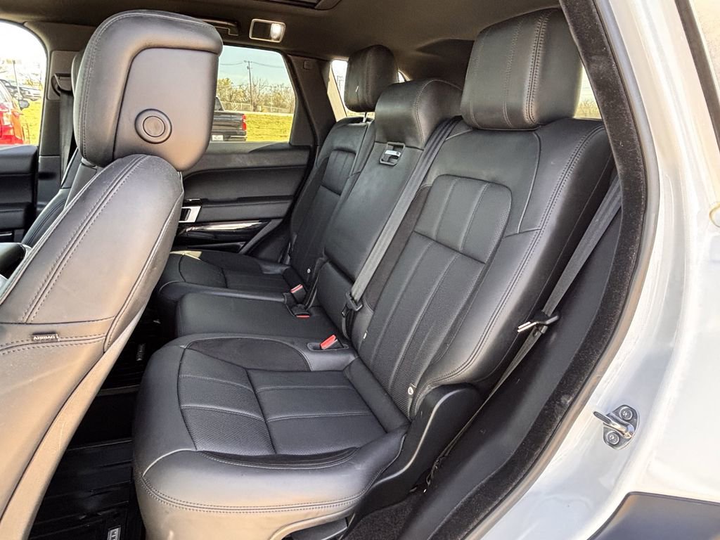 Used 2021 Land Rover Range Rover Sport HST image 25