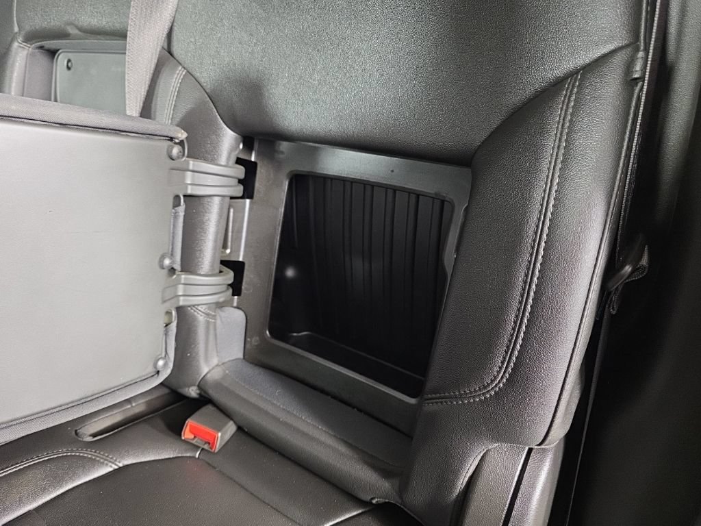 Used 2022 Chevrolet Silverado 1500 LT Trail Boss w/ Convenience Package II AWD/4WD image 32