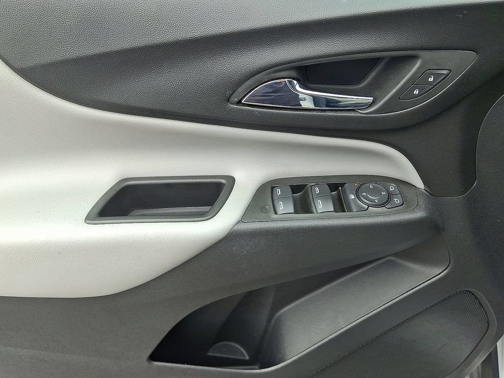 Certified 2021 Chevrolet Equinox LS w/ LS Convenience Package FWD image 13