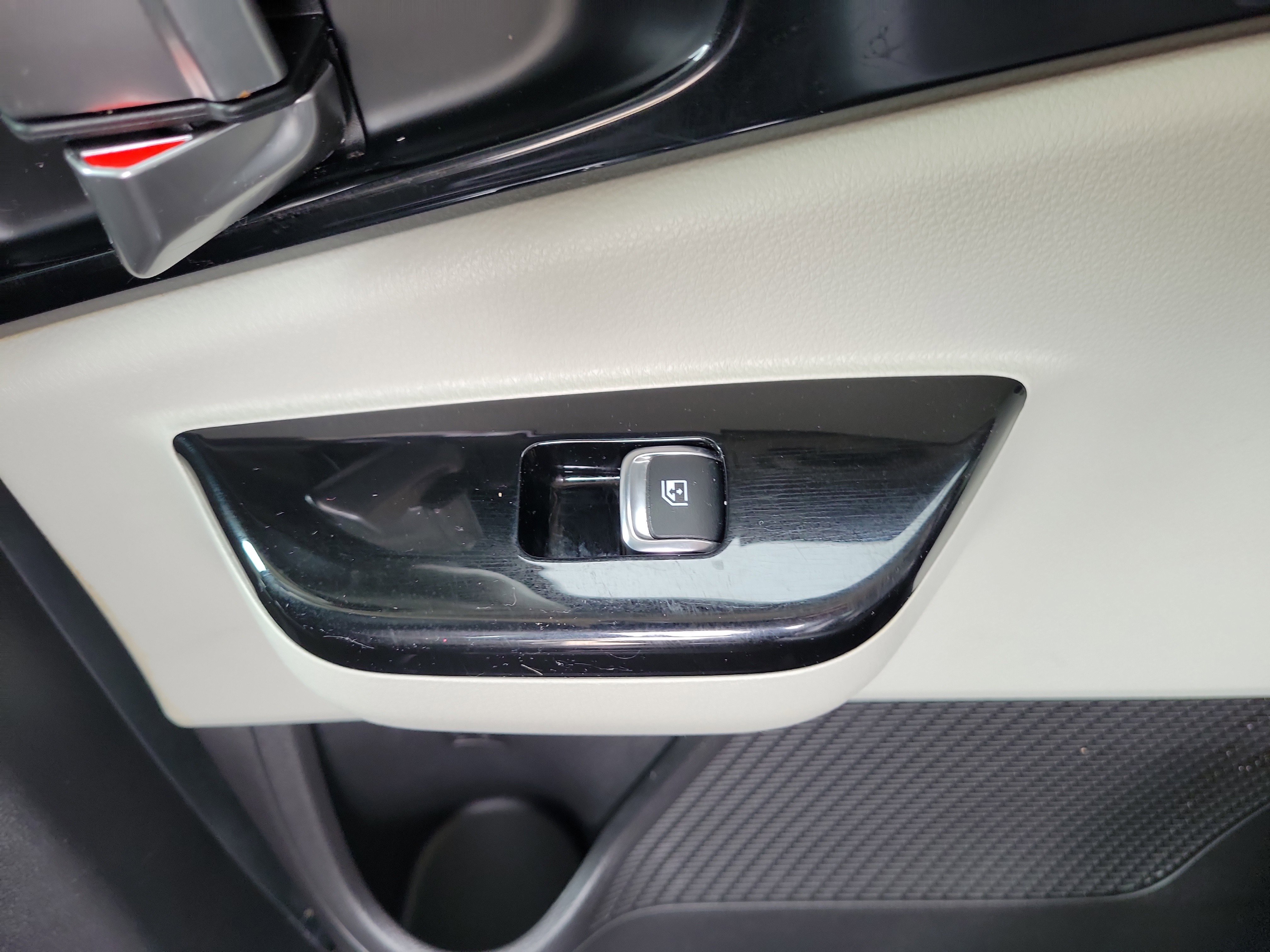 Used 2022 Kia Carnival SX FWD image 15