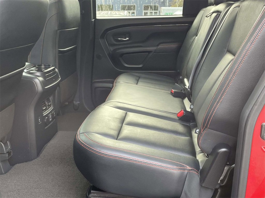 Used 2023 Nissan Titan PRO-4X w/ Pro-4x Convenience Package image 10