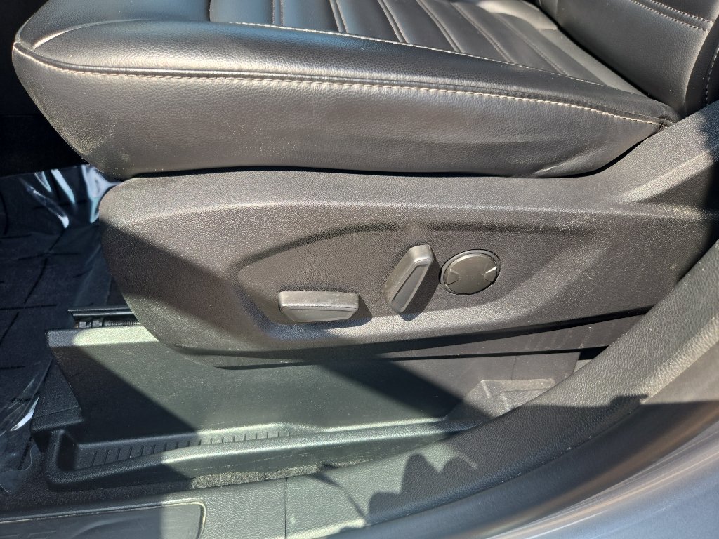 Used 2024 Ford Edge SEL AWD/4WD image 20