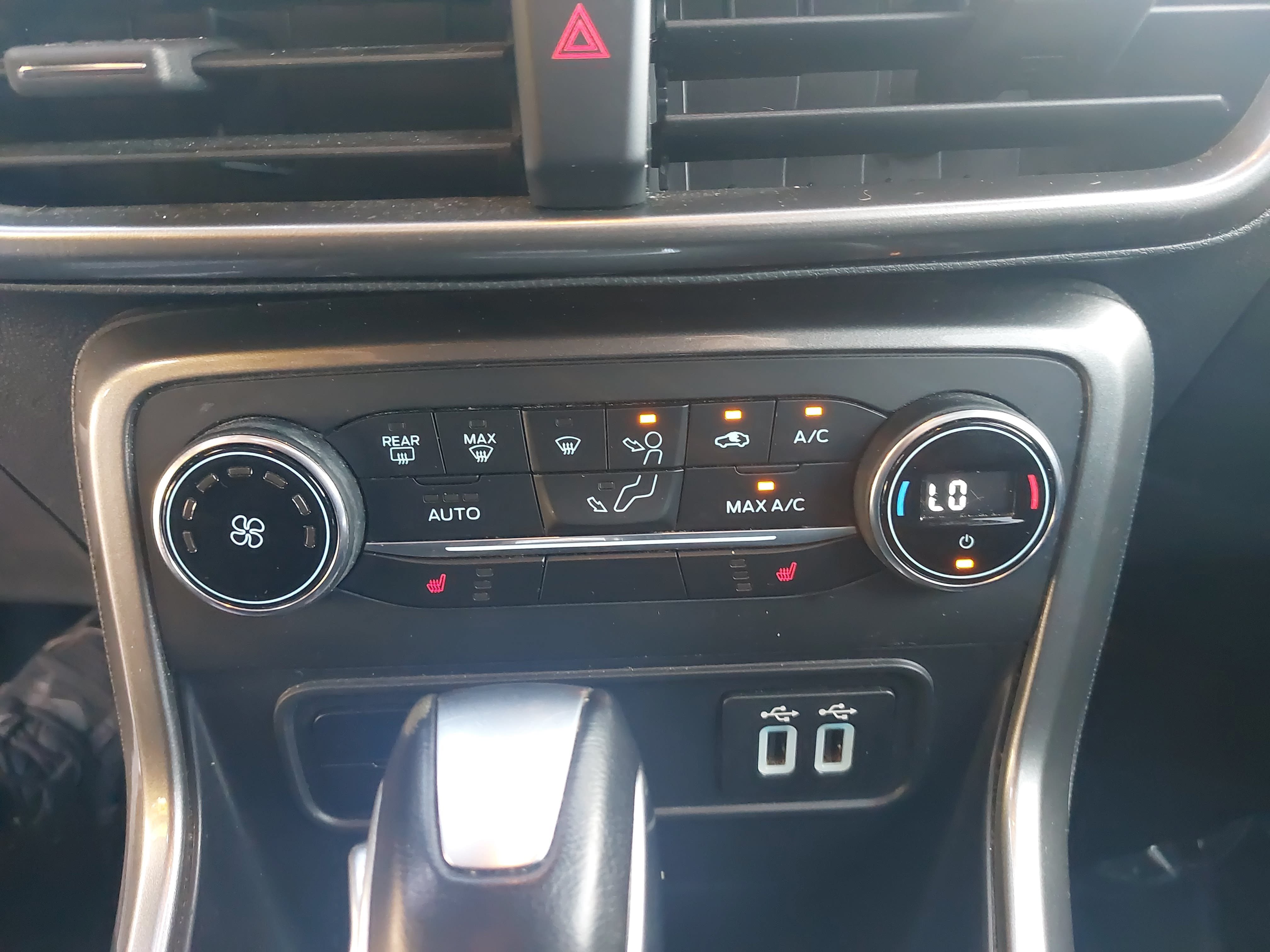Used 2018 Ford EcoSport SE FWD image 21