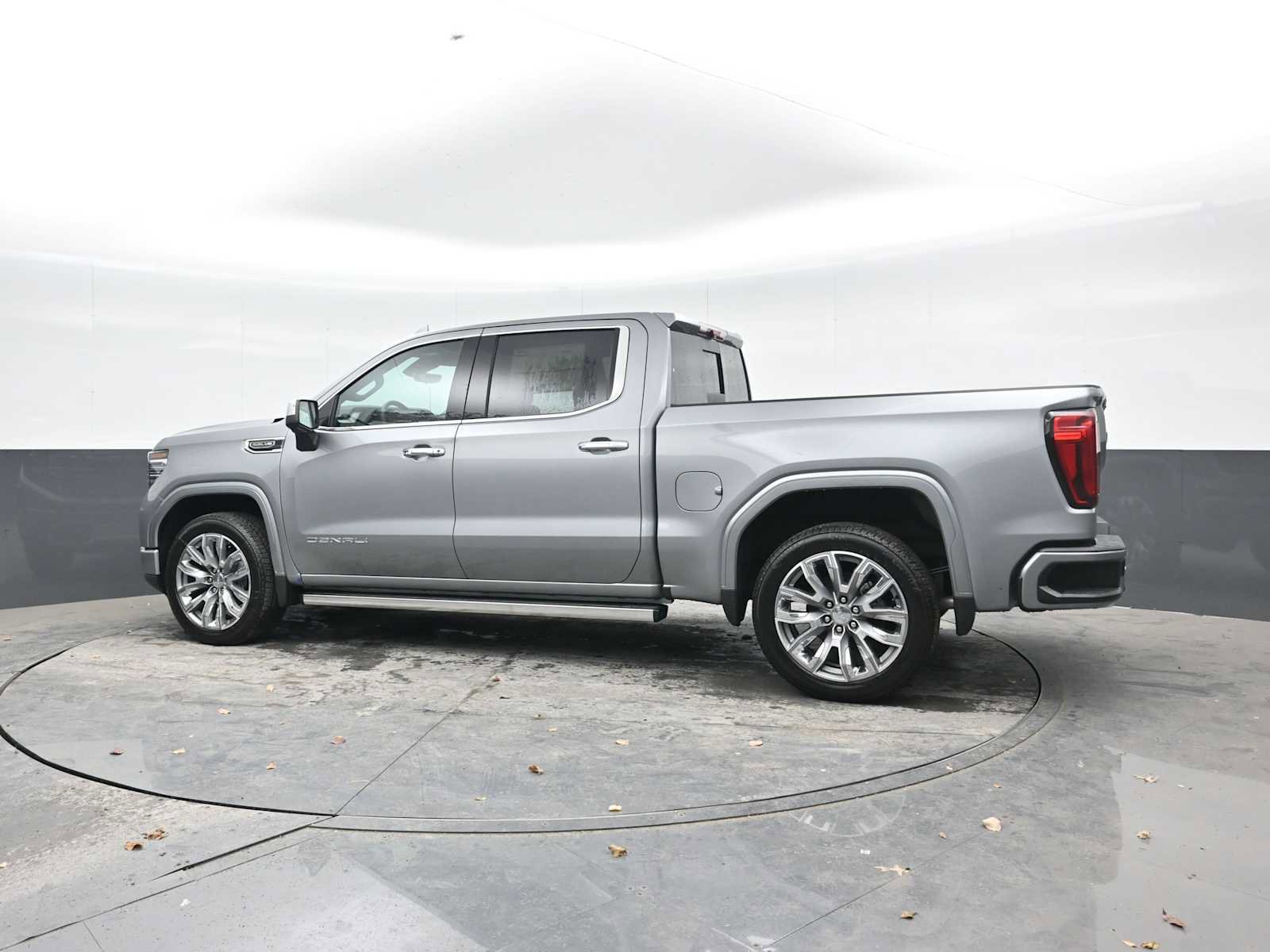 New 2026 GMC Sierra 1500 Denali w/ Denali Reserve Package image 3