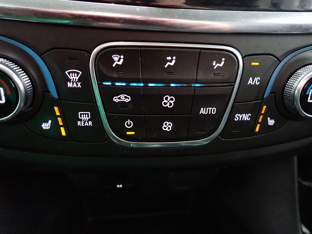 Used 2018 Chevrolet Traverse LT FWD image 5