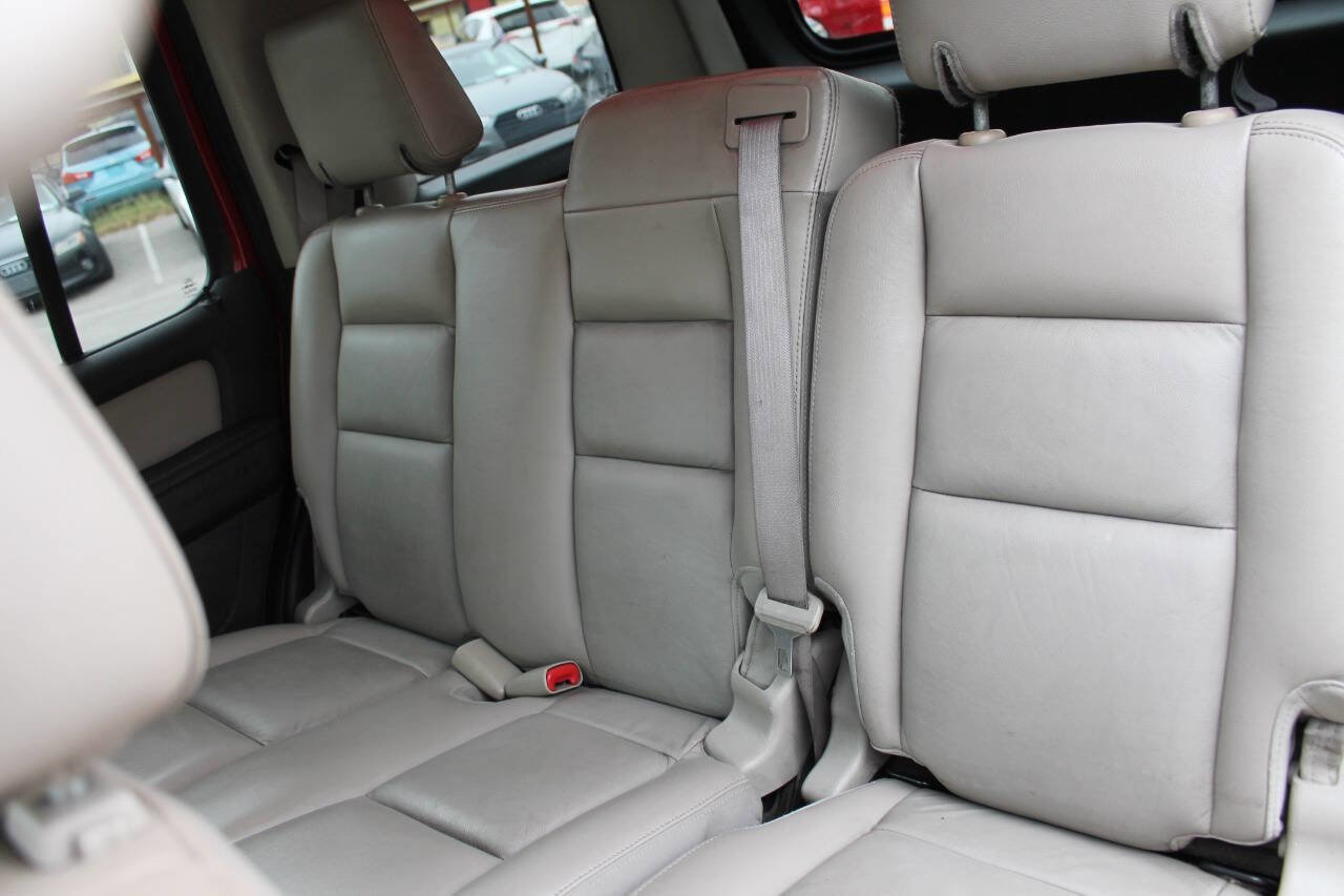 Used 2008 Ford Explorer XLT AWD/4WD image 29