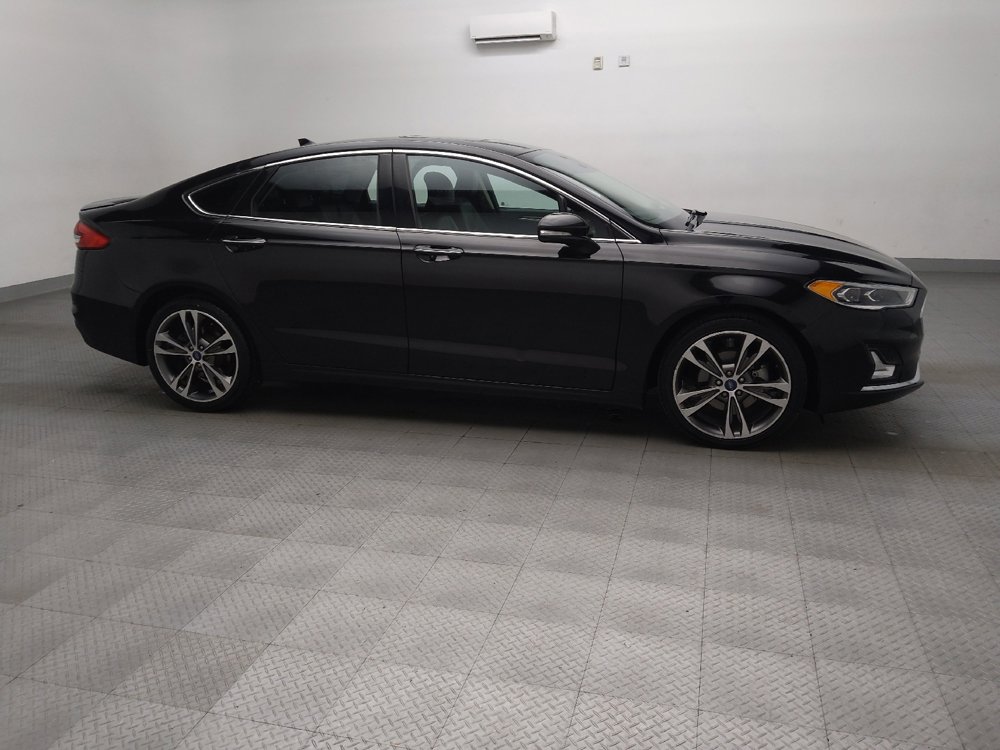 Used 2019 Ford Fusion Titanium image 11
