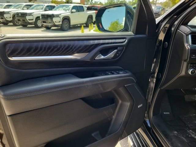 Used 2021 GMC Yukon XL Denali image 24