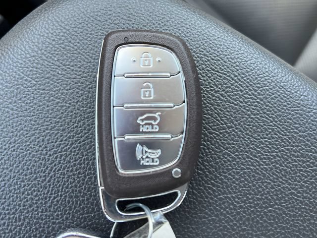 Certified 2021 Hyundai Ioniq Limited FWD image 26
