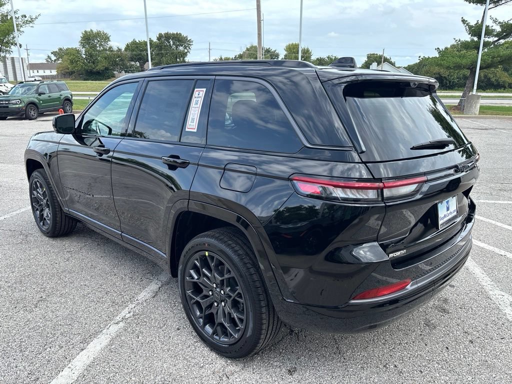 New 2027 Jeep Grand Cherokee Summit AWD/4WD image 10