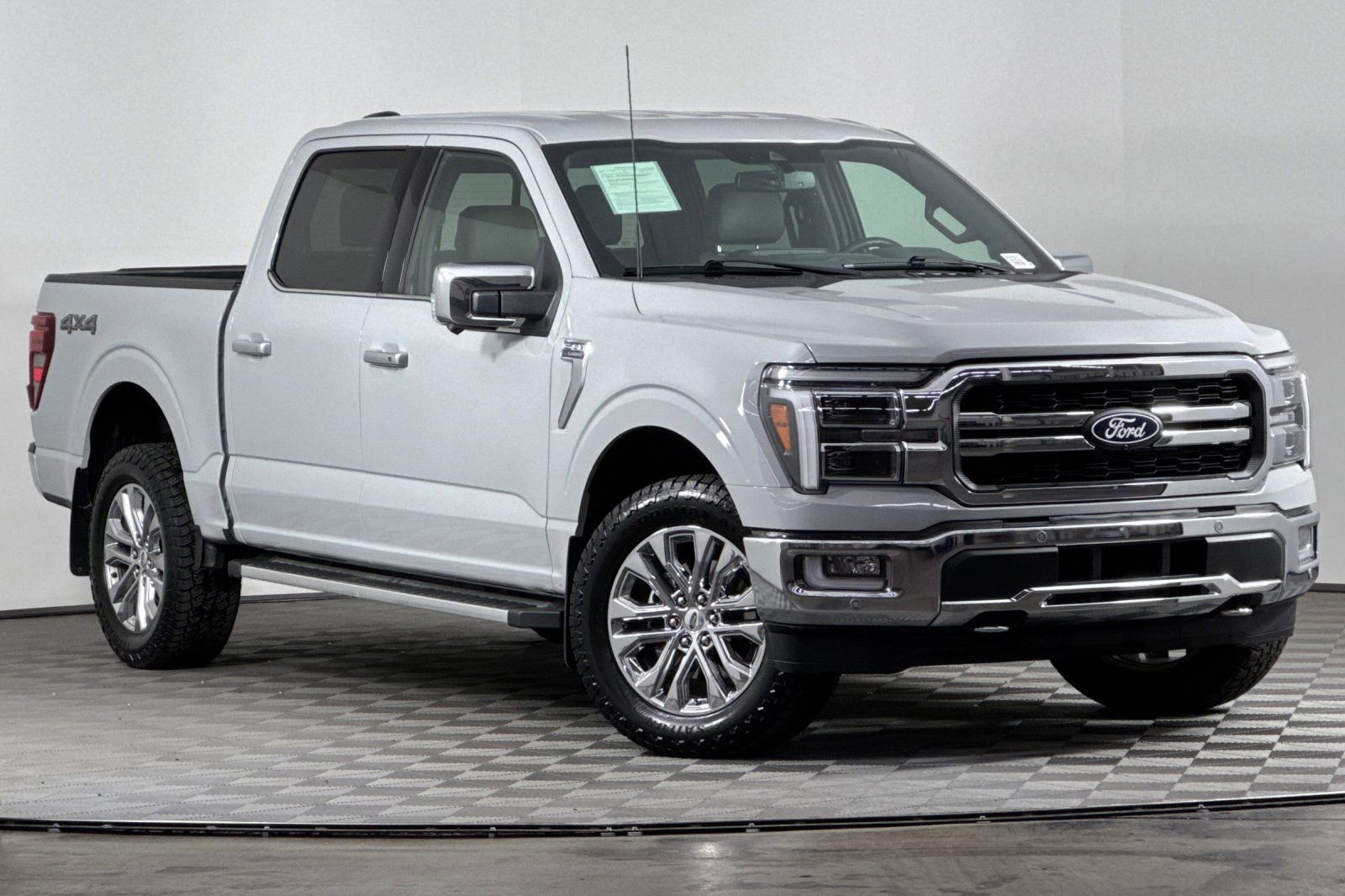 Used 2024 Ford F150 Lariat w/ Tow/Haul Package image 2