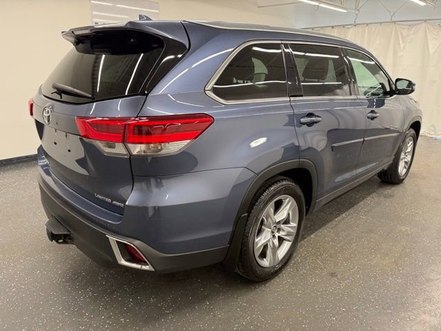 Certified 2019 Toyota Highlander Limited image 2