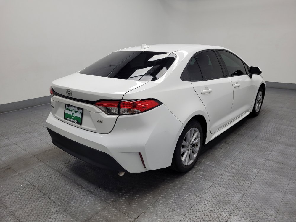 Used 2023 Toyota Corolla LE w/ LE Convenience Package FWD image 9