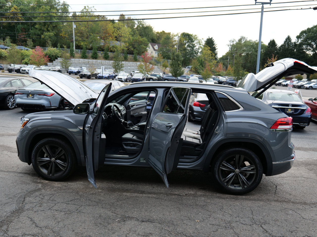 Used 2022 Volkswagen Atlas Cross Sport SEL R-Line image 62