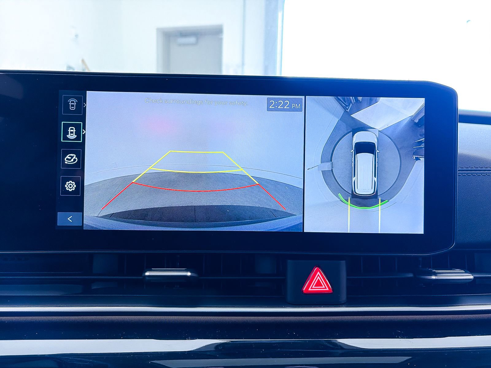 Used 2025 Kia Carnival image 9