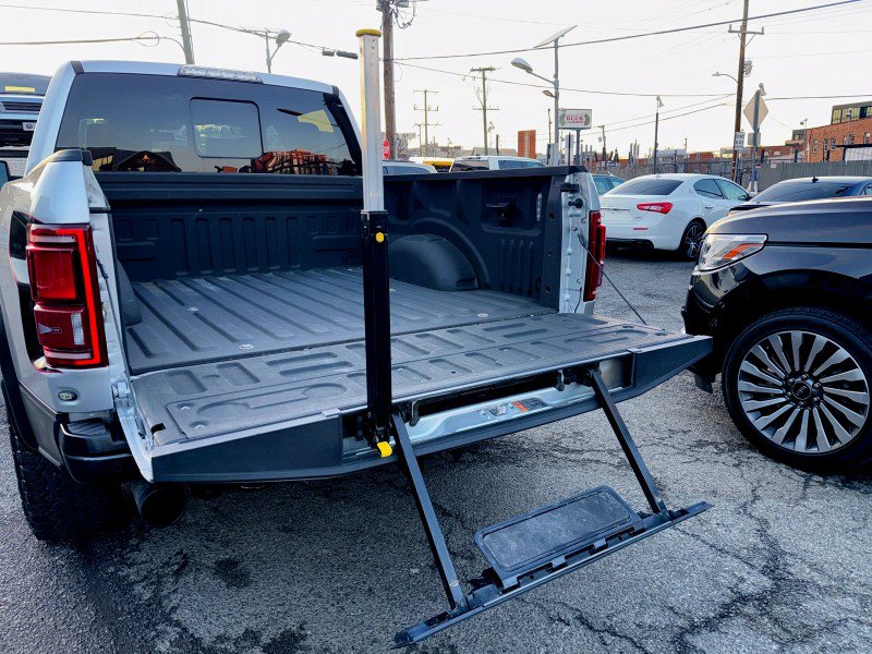 Used 2019 Ford F150 Raptor w/ Equipment Group 802A Luxury image 12