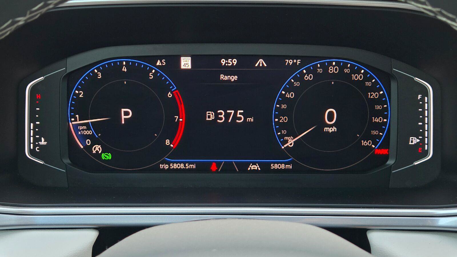 Used 2025 Volkswagen Taos SEL AWD/4WD image 27