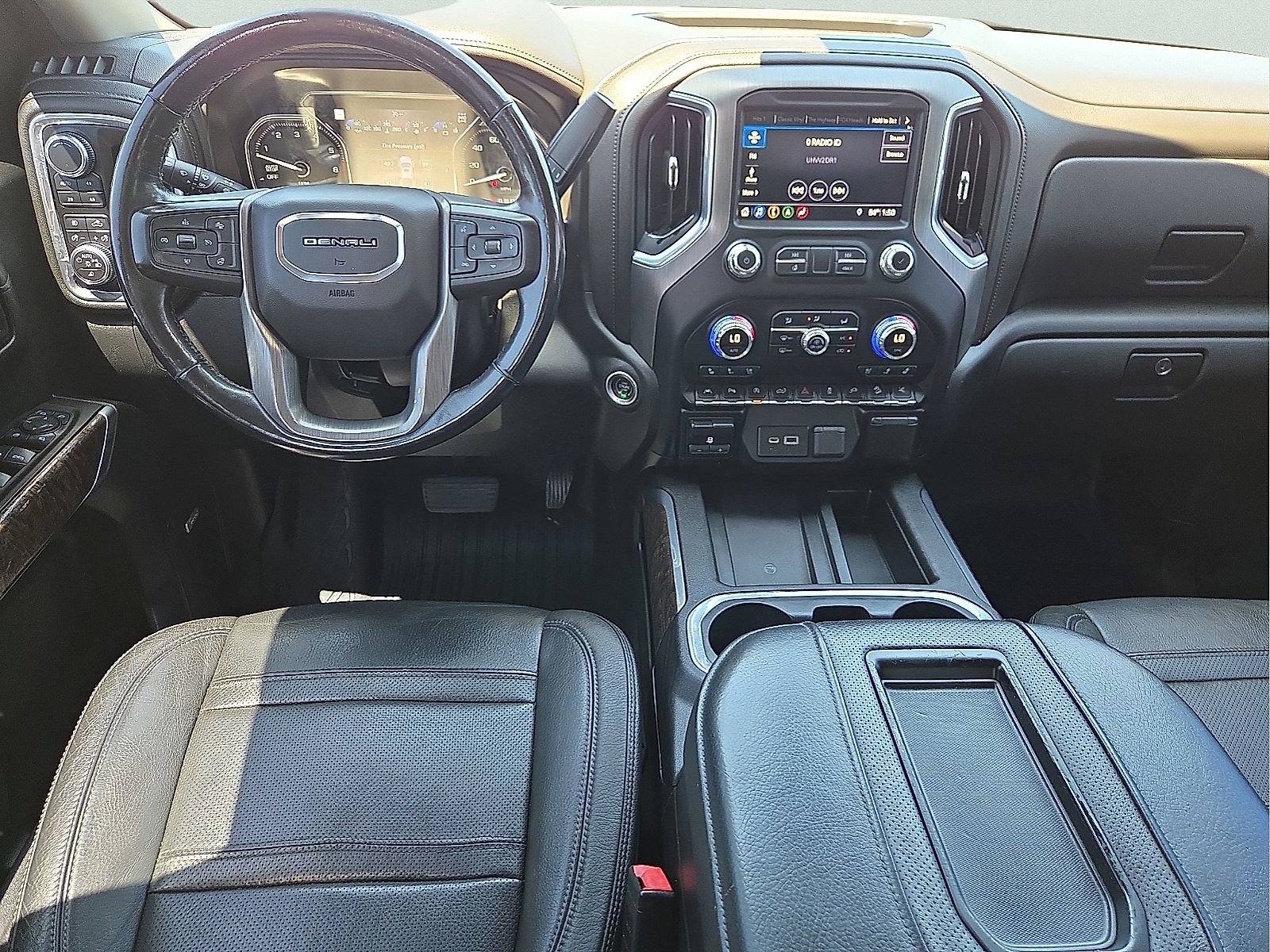 Used 2019 GMC Sierra 1500 Denali w/ Denali Ultimate Package AWD/4WD image 11