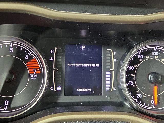 Used 2016 Jeep Cherokee 75th Anniversary AWD/4WD image 15