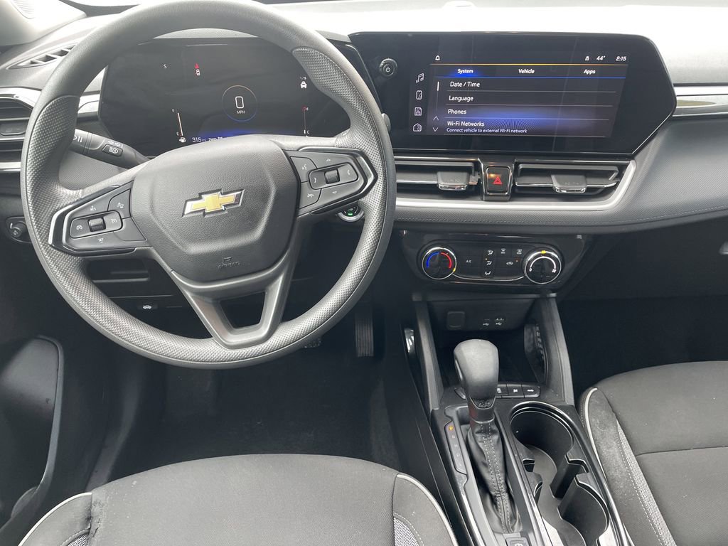 Used 2025 Chevrolet TrailBlazer LT AWD/4WD image 15