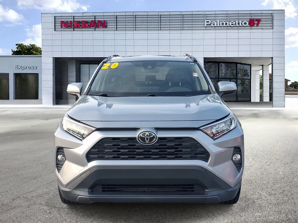 Used 2020 Toyota RAV4 XLE Premium FWD image 2