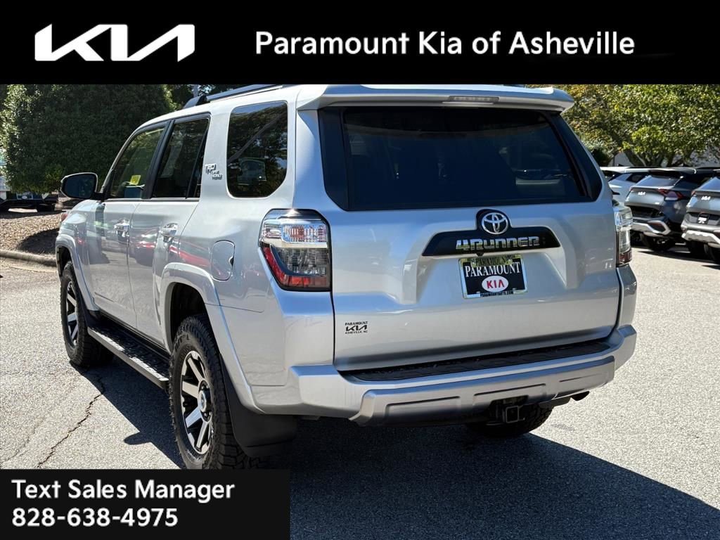 Used 2024 Toyota 4Runner TRD Off-Road image 4