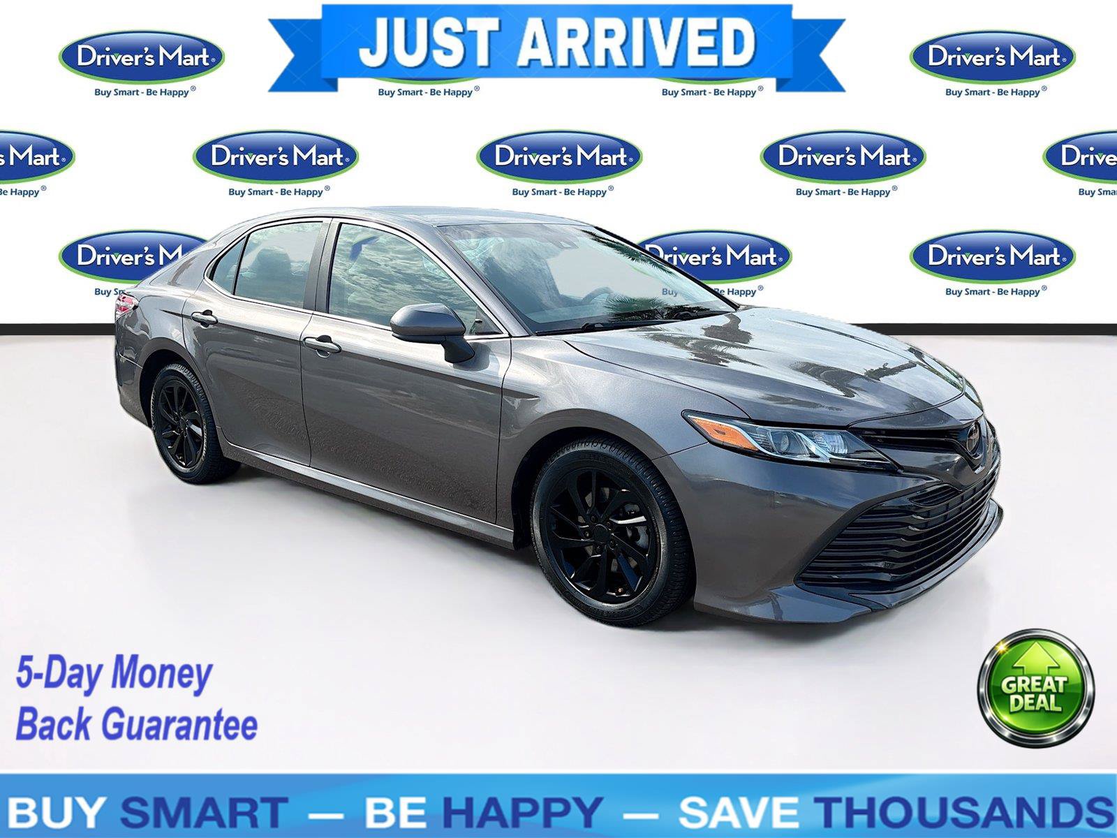 Used 2020 Toyota Camry LE FWD image 1