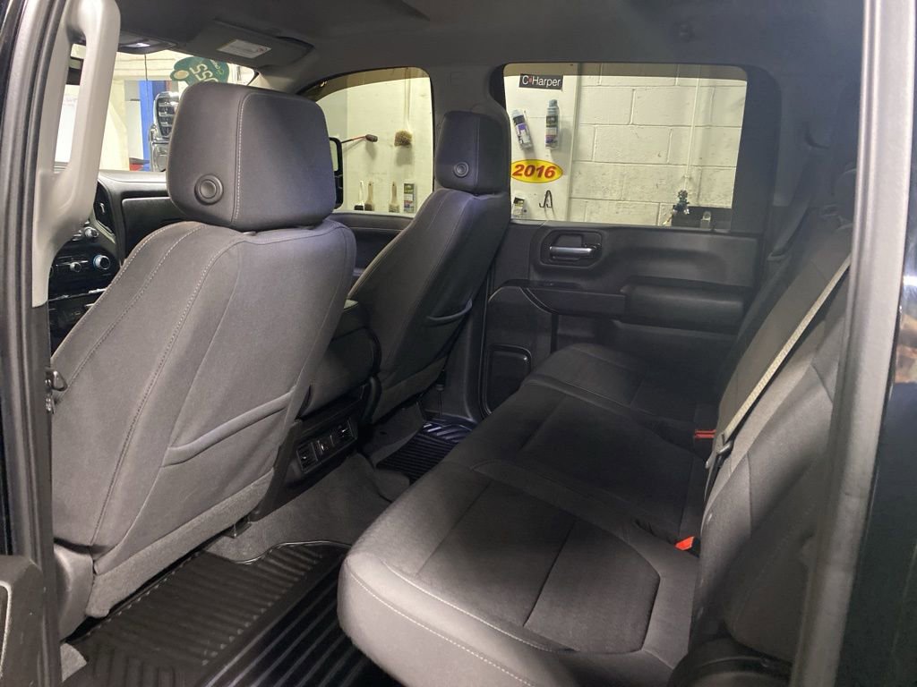 Used 2022 Chevrolet Silverado 2500 LT w/ Midnight Edition image 14