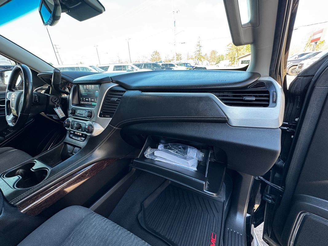 Used 2020 GMC Yukon SLE w/ SLE Value Package image 36