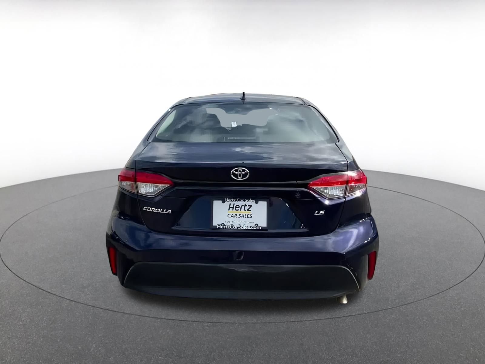 Used 2025 Toyota Corolla LE image 12