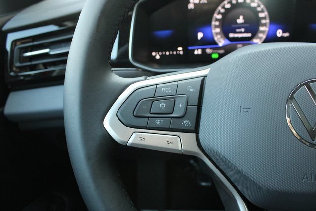 New 2026 Volkswagen Jetta SE FWD image 13