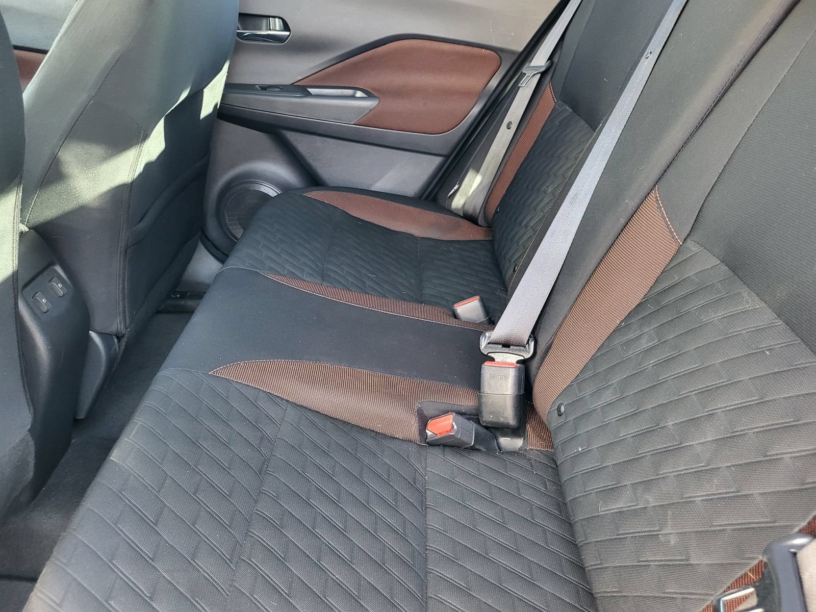 Used 2023 Nissan Kicks SR FWD image 25