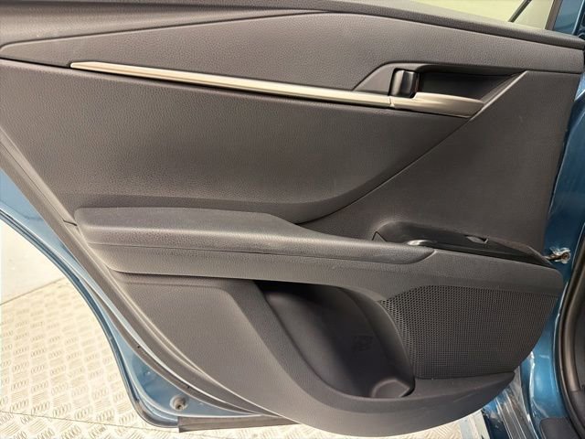 Certified 2025 Toyota Camry SE FWD image 9