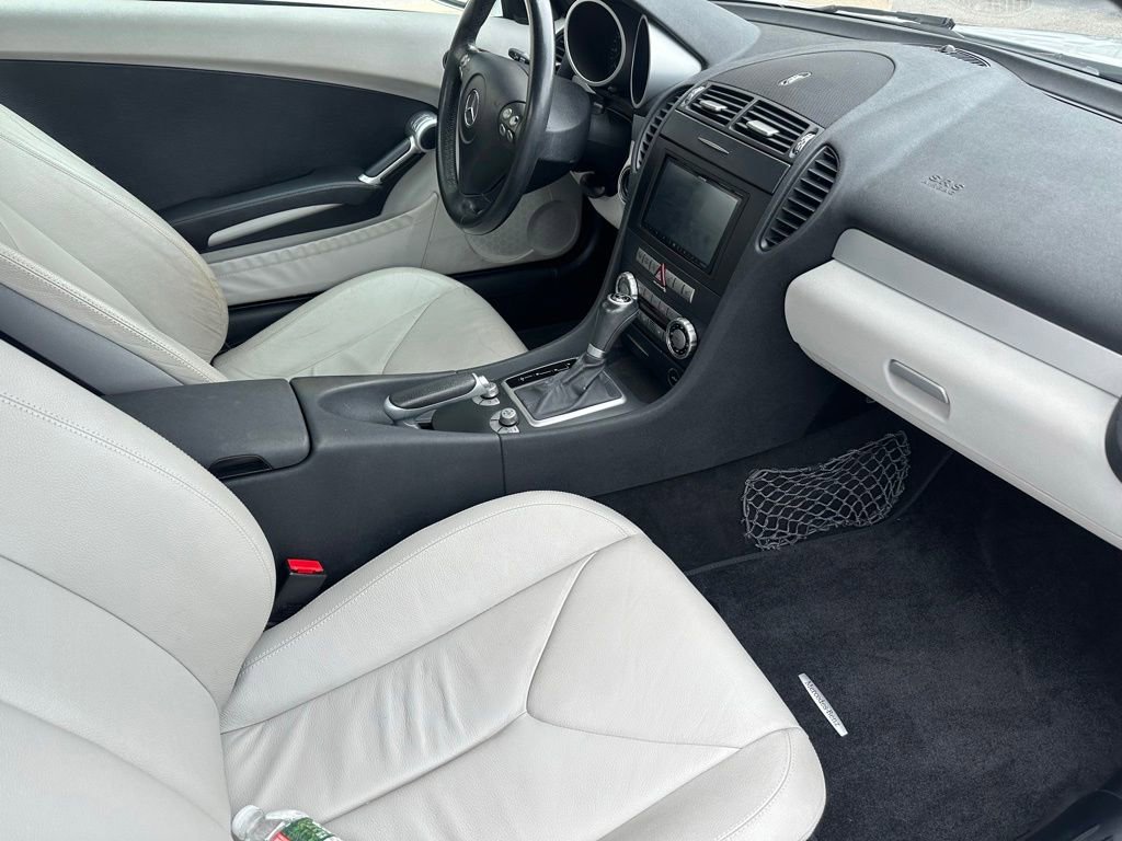 Used 2005 Mercedes-Benz SLK 350 image 12