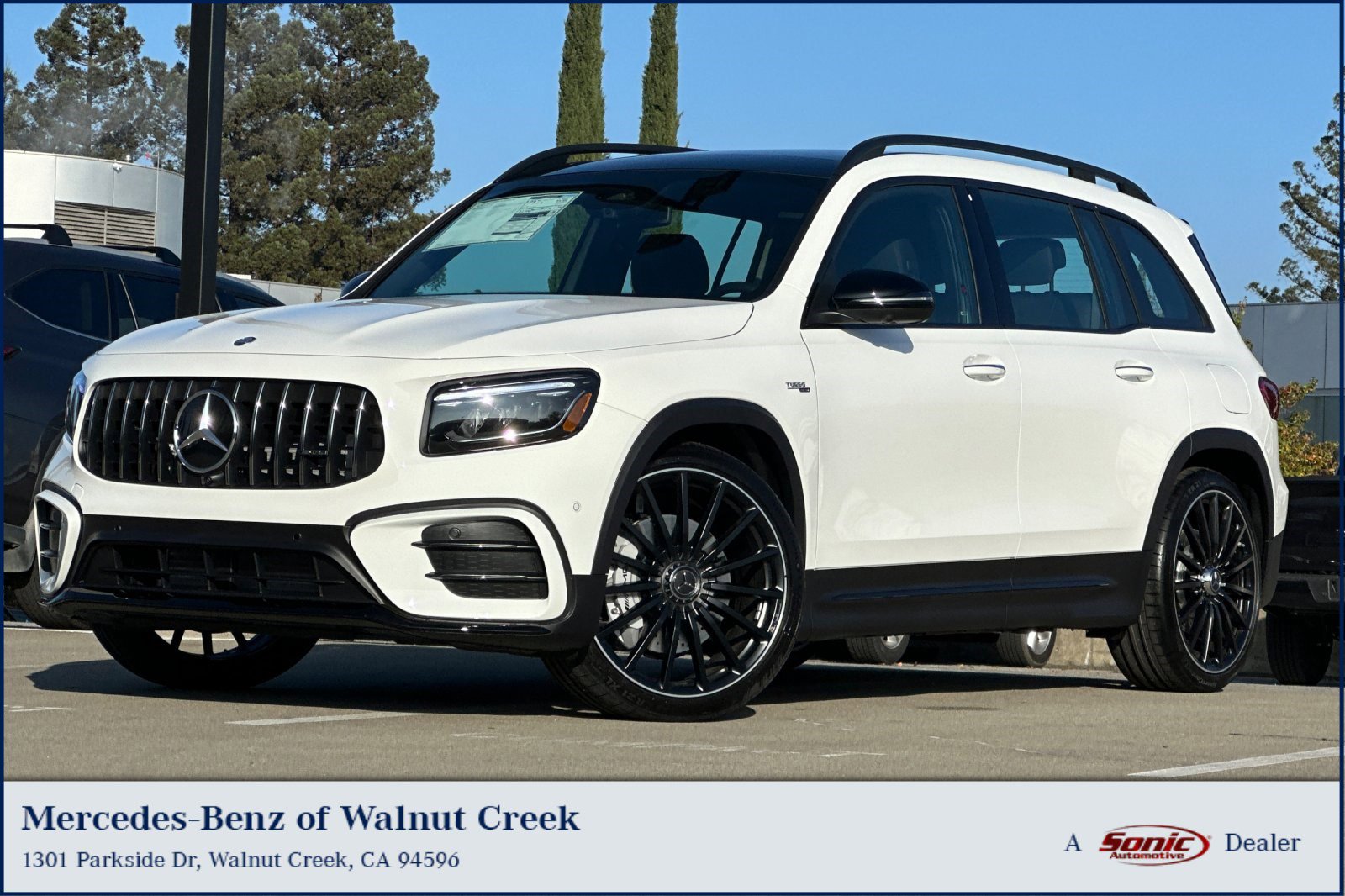 New 2026 Mercedes-Benz GLB 35 AMG 4MATIC image 1