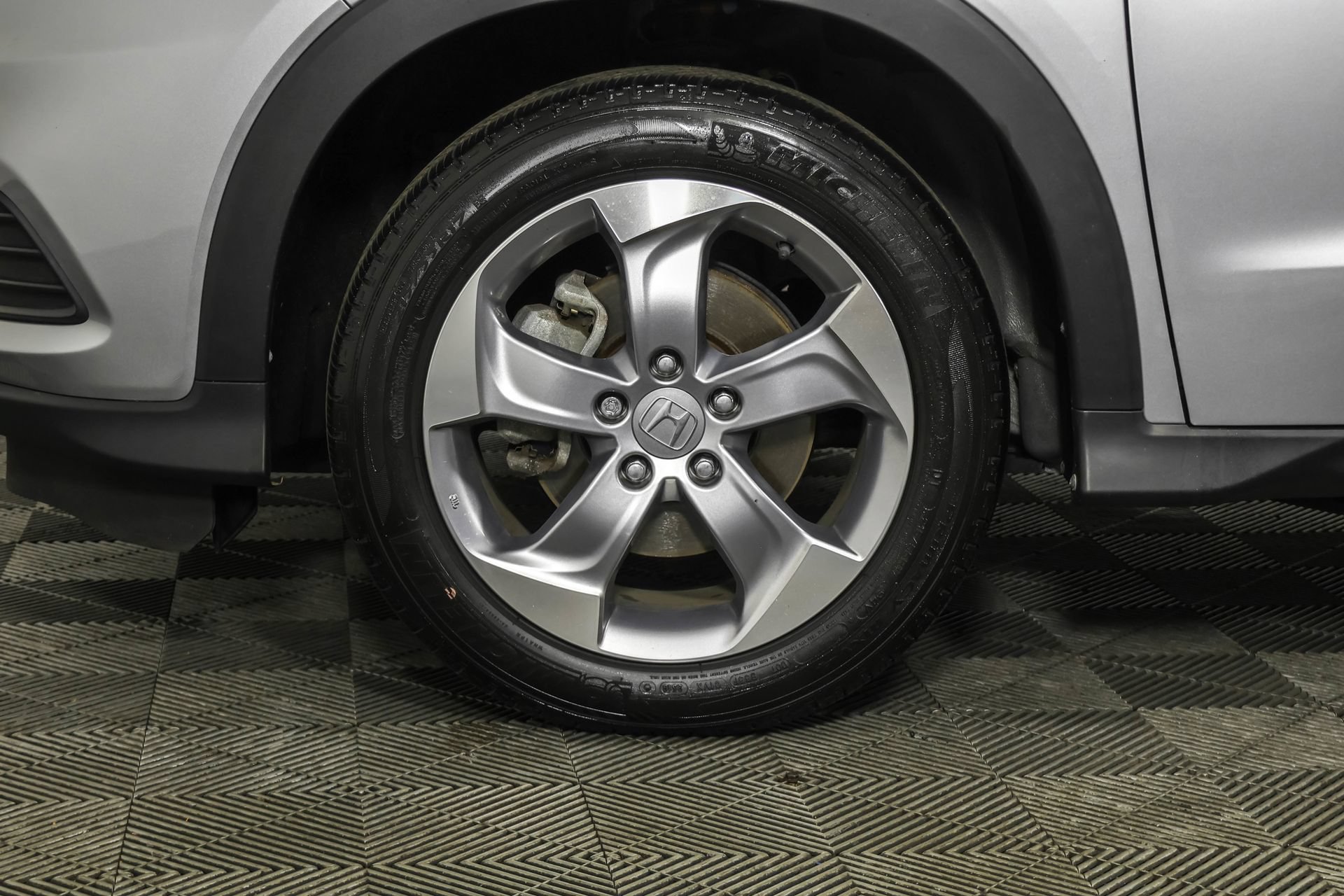 Used 2019 Honda HR-V LX image 19