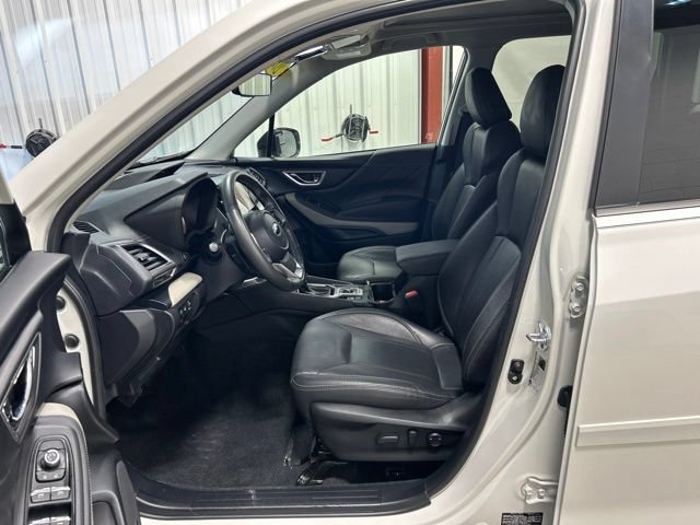 Used 2024 Subaru Forester Limited AWD/4WD image 12