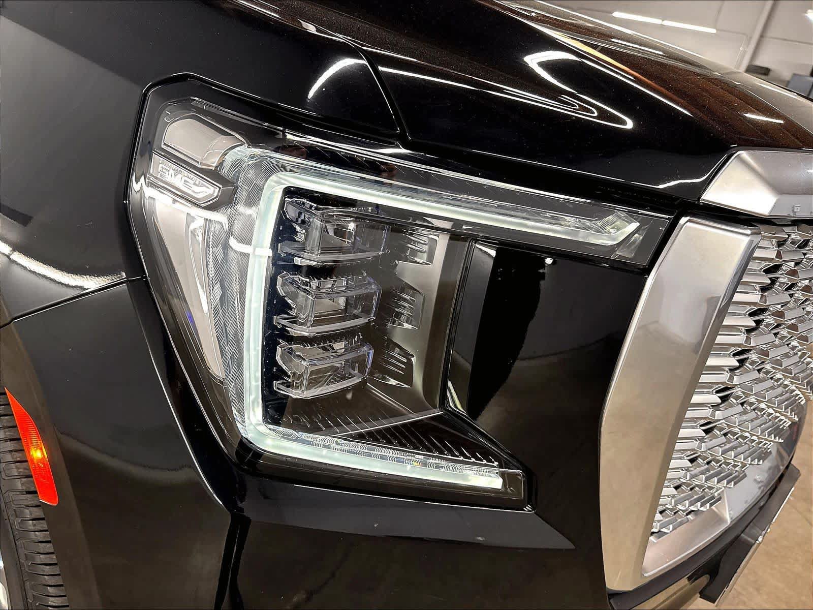 Used 2024 GMC Yukon Denali w/ Max Trailering Package AWD/4WD image 30