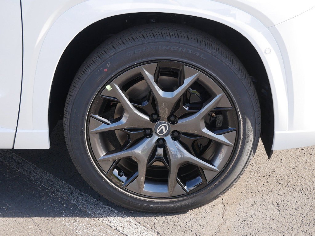 New 2026 Lexus TX 500h AWD w/ Technology Package image 8