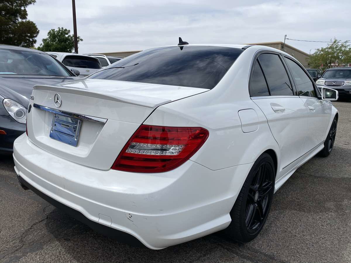 Used 2013 Mercedes-Benz C 250 Luxury image 6