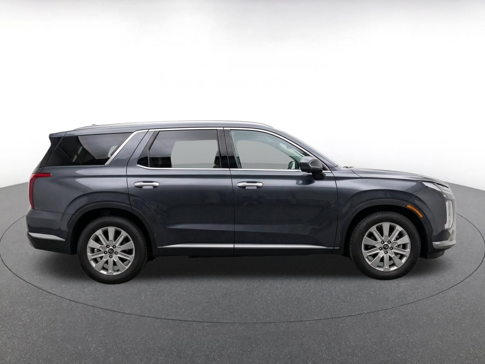 Used 2025 Hyundai Palisade SEL FWD image 10