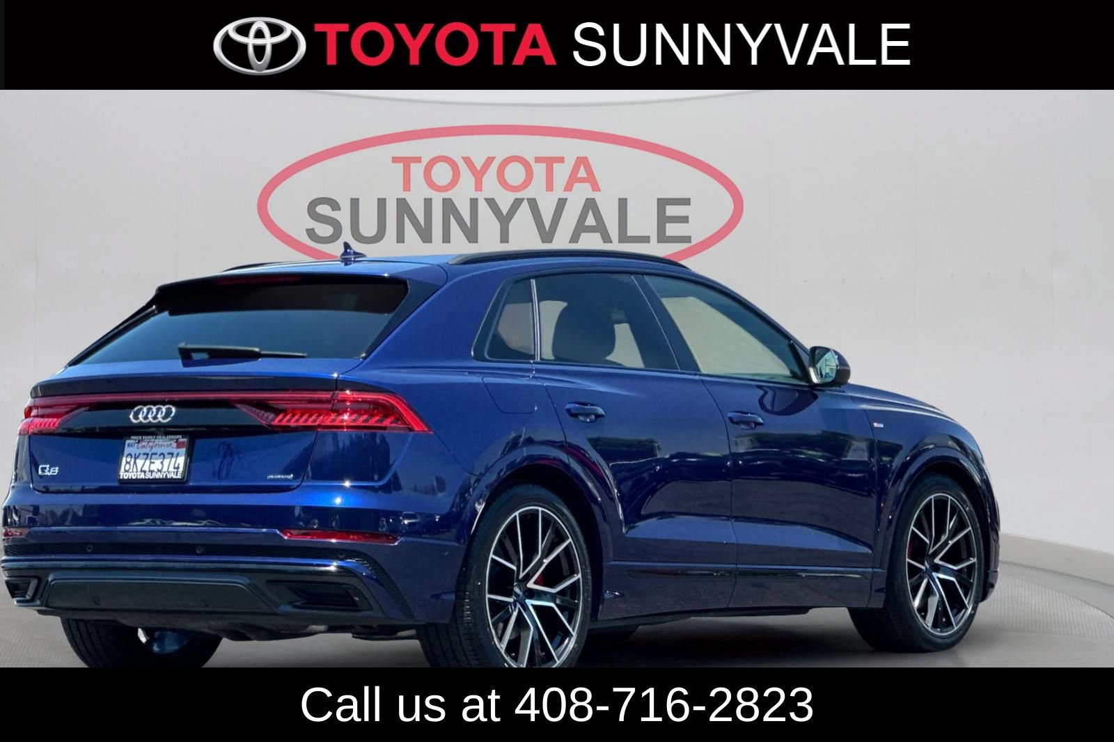 Used 2019 Audi Q8 Prestige w/ Adaptive Chassis Package AWD/4WD image 3